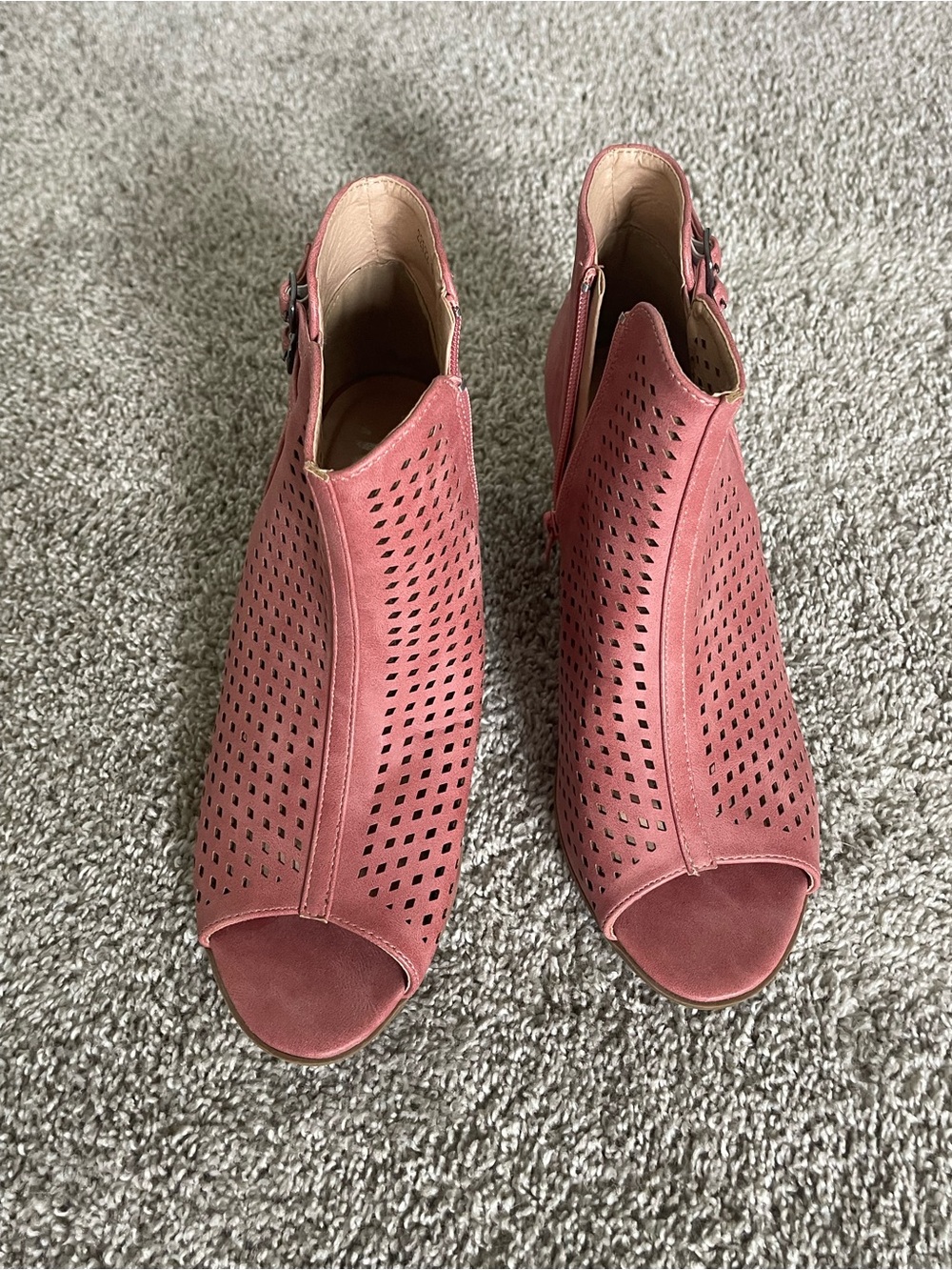 Women’s Peep Toe Perforated Ankle Booties - Dusty Rose